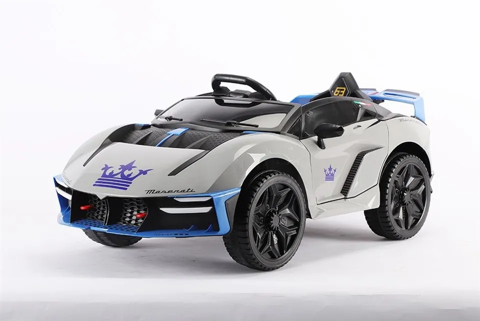 Bréagán Carr le Tiomáint