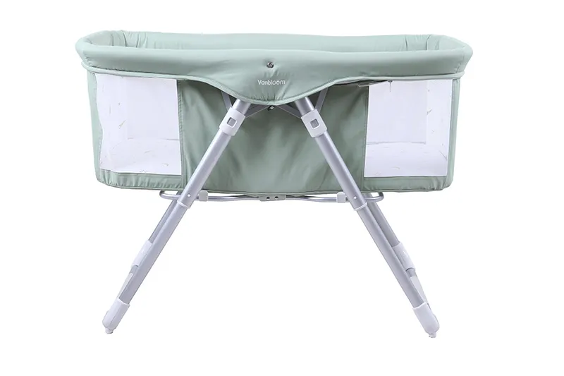 Bassinet Babaí Éadrom Agus Inaistrithe